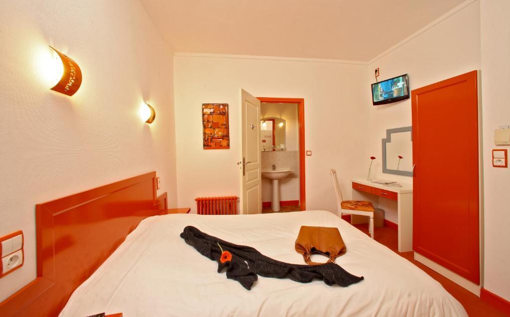 Hotel Le Coin Des Halles Cahors Oda fotoğraf