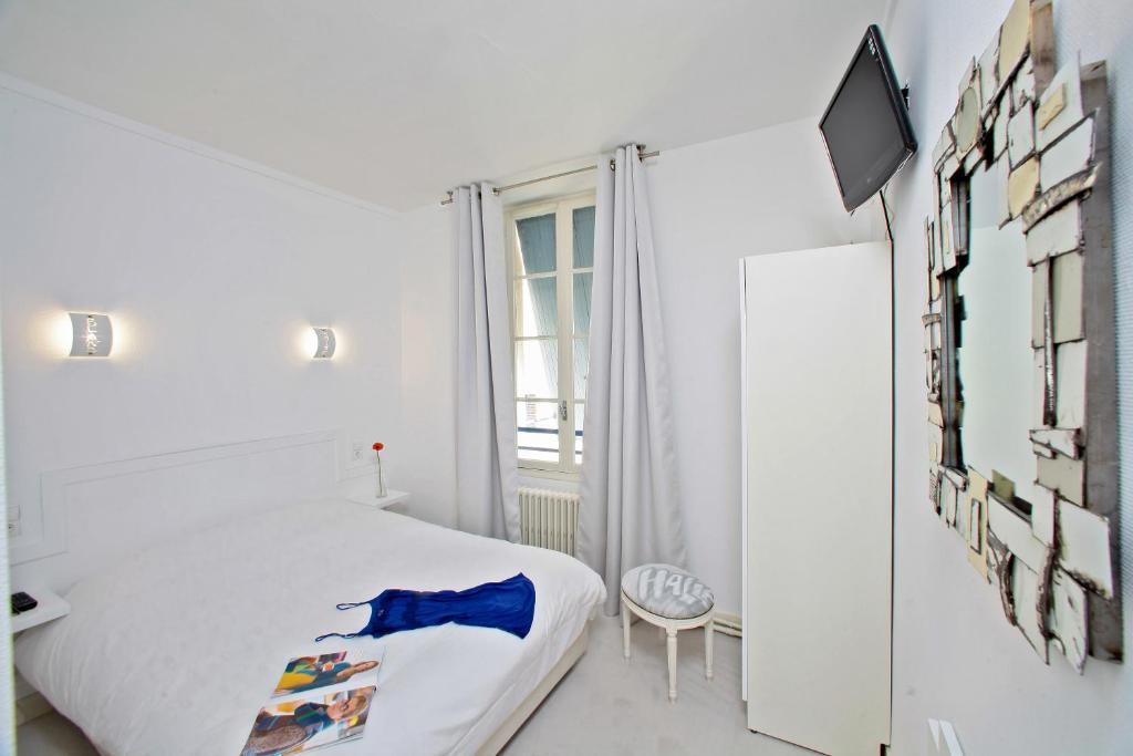 Hotel Le Coin Des Halles Cahors Oda fotoğraf