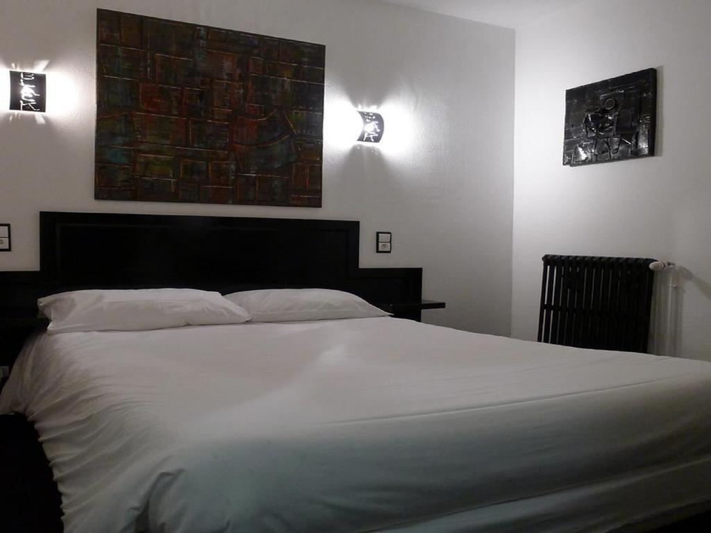 Hotel Le Coin Des Halles Cahors Dış mekan fotoğraf